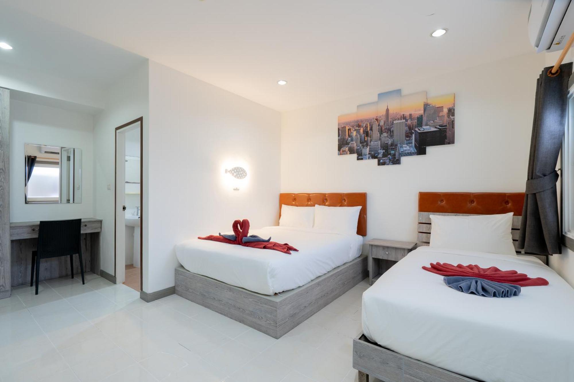 Square One Hotel Patong Extérieur photo