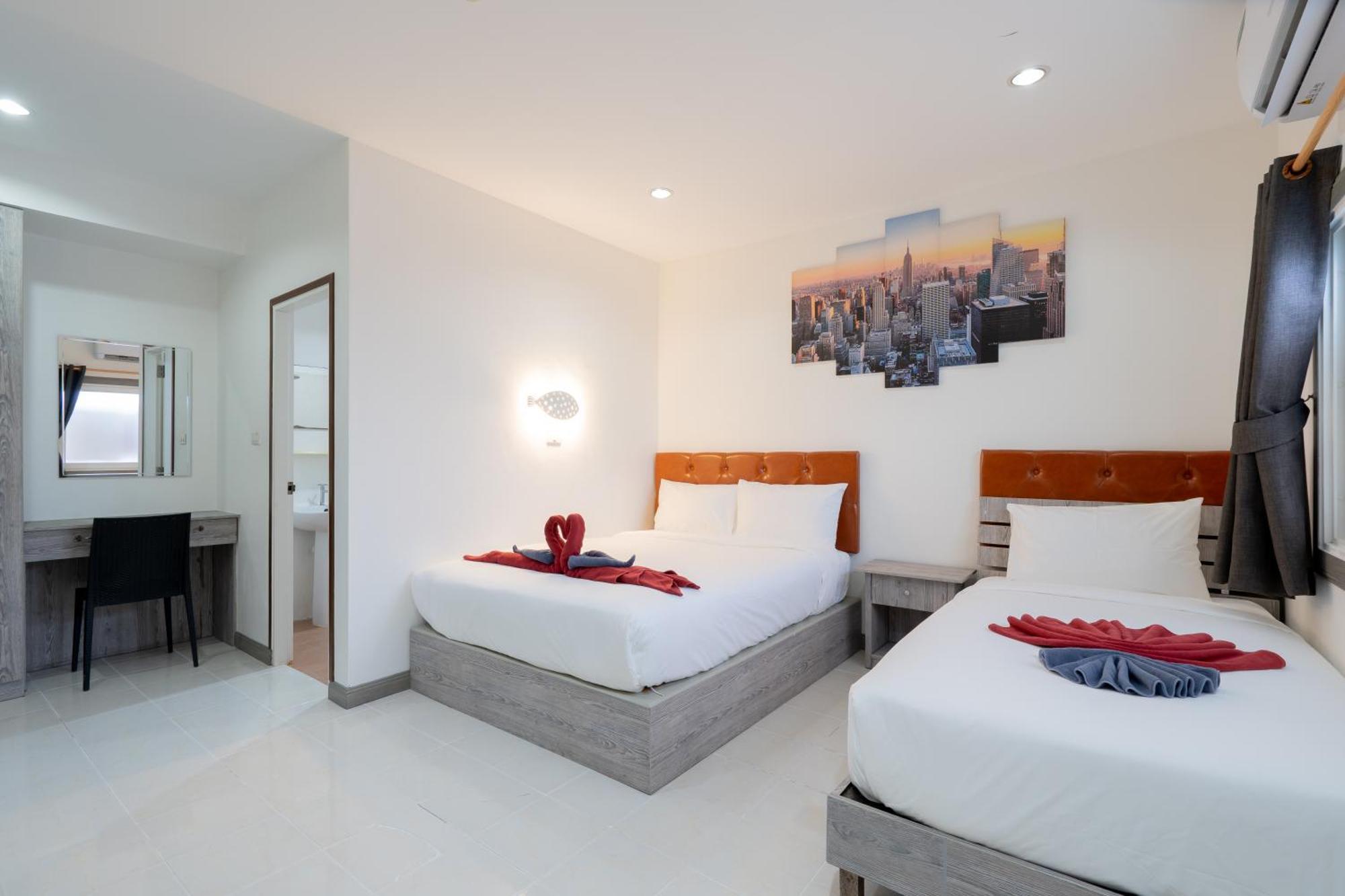 Square One Hotel Patong Extérieur photo
